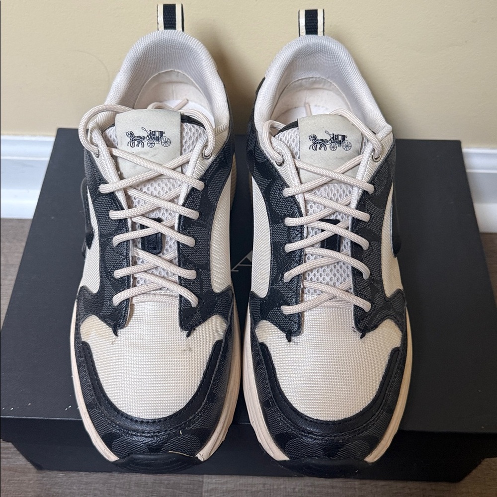 ❌SOLD❌COACH C275 SIGNATURE Tech Runner Graphite Women’s Sneakers 7.5B - Picture 2 of 7